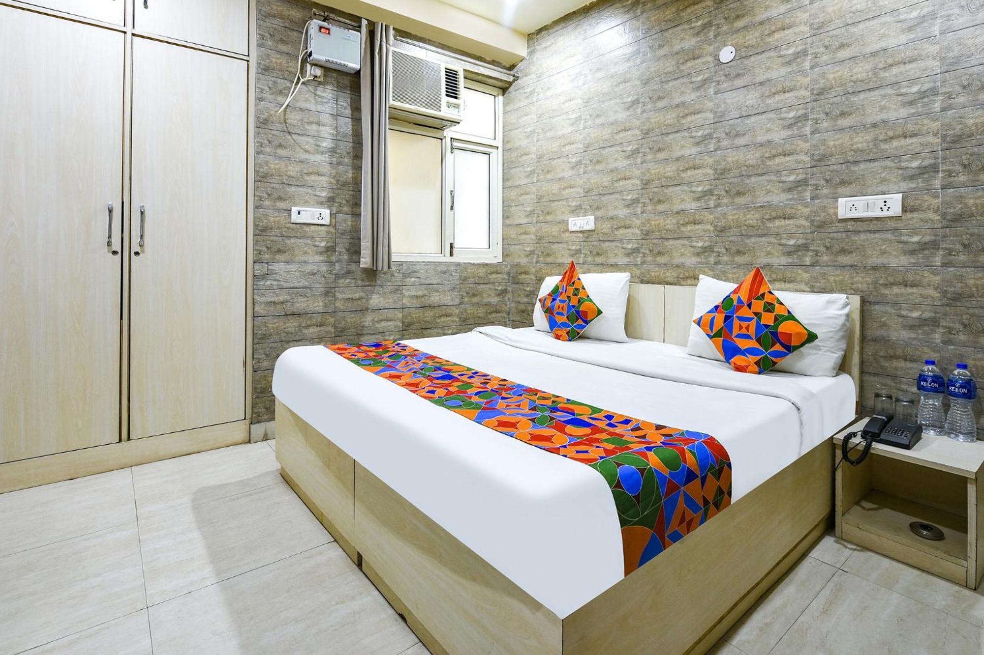 Fabhotel Model Town 3* New Delhi